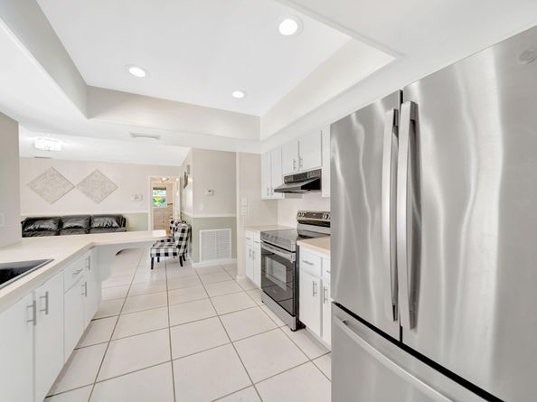 2303 NW 115 Ave, Coral Springs FL 33065