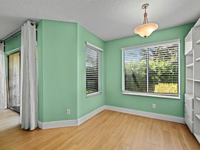 913 Coral Club Dr 913, Coral Springs FL 33071