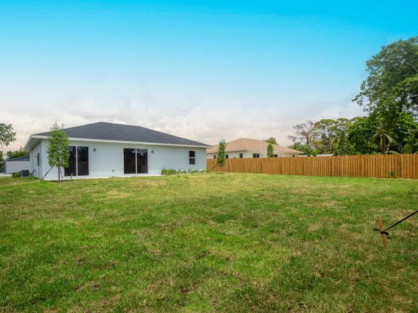 4084 Linda Lane, West Palm Beach FL 33406