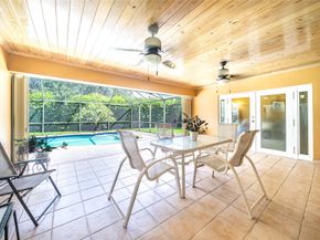8635 Menteith Ter, Miami Lakes FL 33016