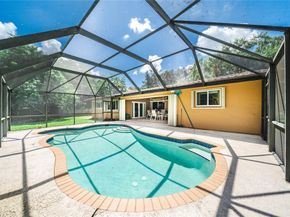 8635 Menteith Ter, Miami Lakes FL 33016