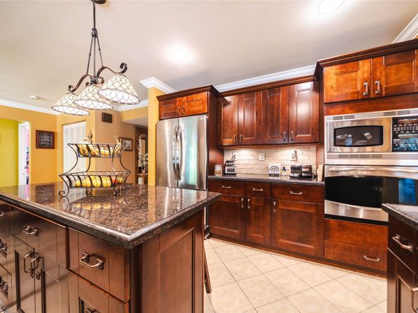 8635 Menteith Ter, Miami Lakes FL 33016