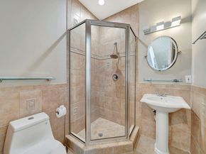 1368 Bayview Dr, Fort Lauderdale FL 33306