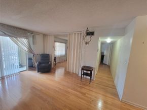 8120 SW 24th St 212, North Lauderdale FL 33068