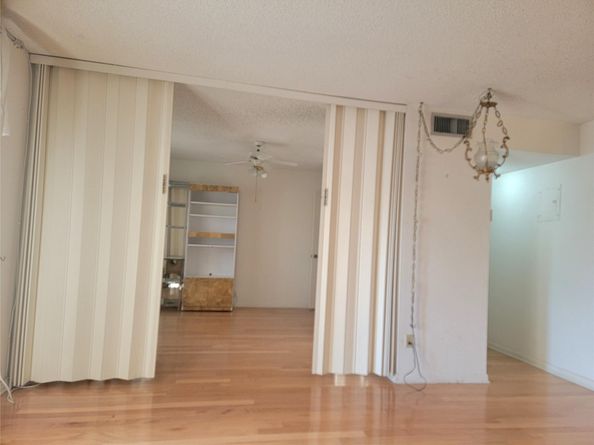 8120 SW 24th St 212, North Lauderdale FL 33068