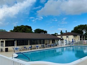 113 Lake Pine Circle C1, Greenacres FL 33463