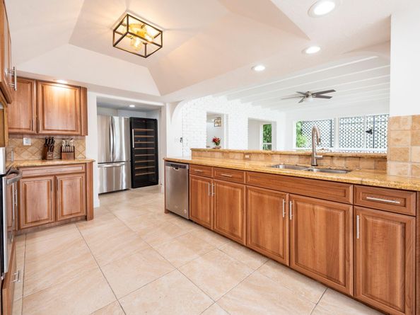 1749 SE 9th Street, Fort Lauderdale FL 33316