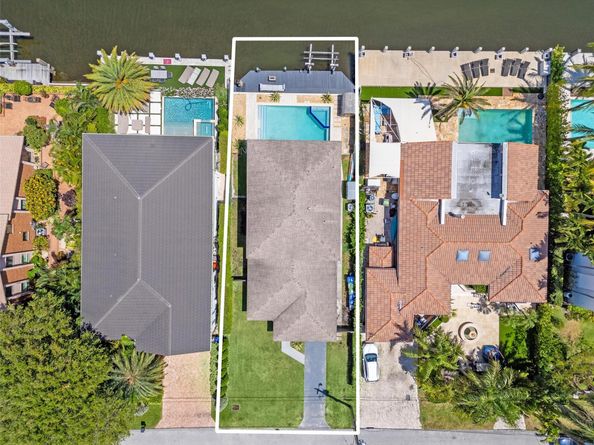 1749 SE 9th Street, Fort Lauderdale FL 33316