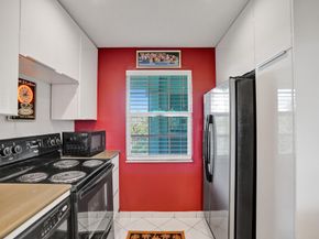 806 Cypress Grove Ln 412, Pompano Beach FL 33069