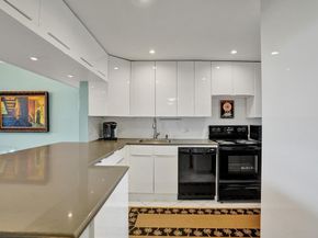 806 Cypress Grove Ln 412, Pompano Beach FL 33069