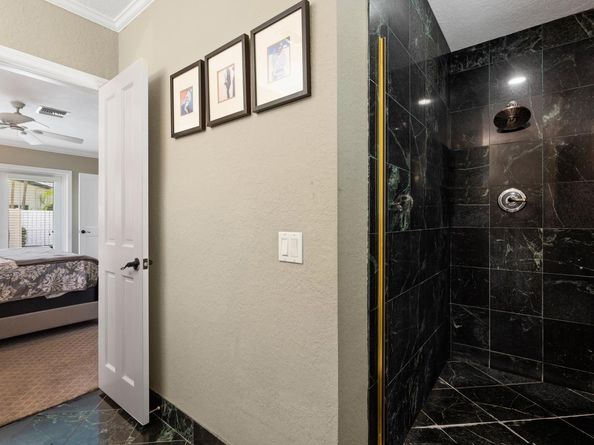 2750 NE 45th St, Lighthouse Point FL 33064