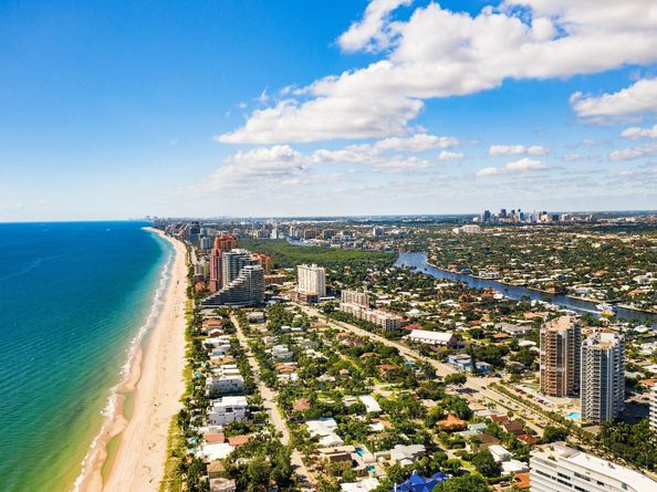 2715 N Ocean Blvd 17D, Fort Lauderdale FL 33308
