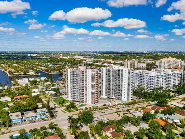 2715 N Ocean Blvd 17D, Fort Lauderdale FL 33308