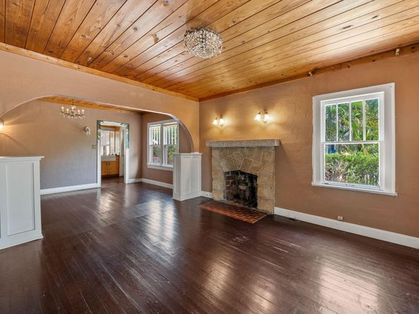 909 N L Street, Lake Worth Beach FL 33460