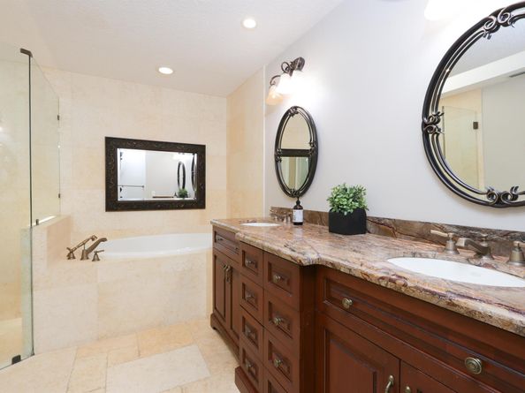 400 Seaside Lane, Juno Beach FL 33408