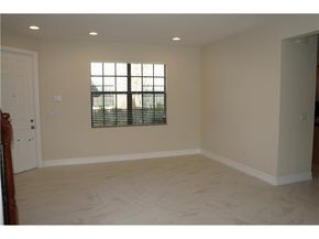 13023 Riverwalk S Cir 13023, Plantation FL 33325