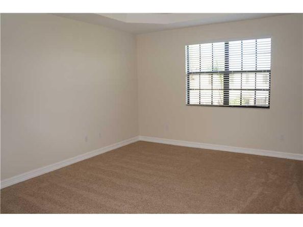 13023 Riverwalk S Cir 13023, Plantation FL 33325