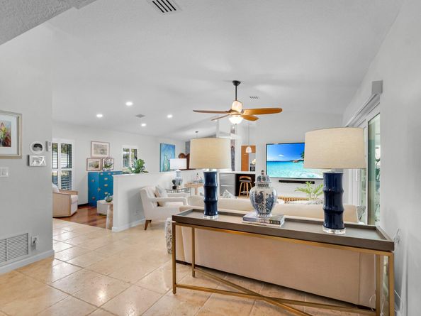 620 NE 15th Place, Boynton Beach FL 33435