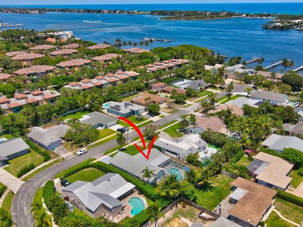 620 NE 15th Place, Boynton Beach FL 33435