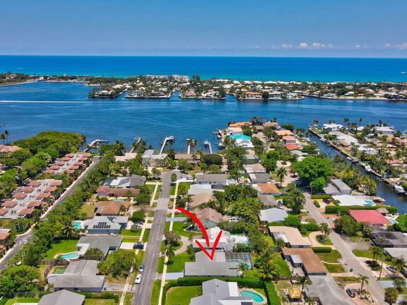 620 NE 15th Place, Boynton Beach FL 33435
