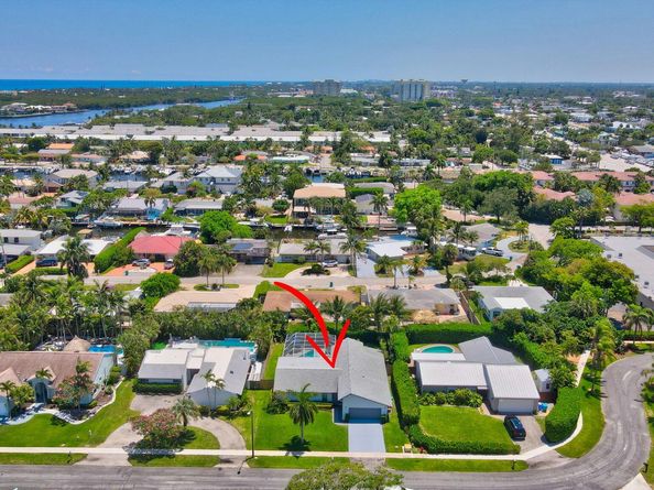 620 NE 15th Place, Boynton Beach FL 33435