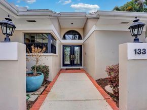 133 Coventry Place, Palm Beach Gardens FL 33418