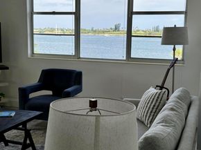 2800 N Flagler Drive 410, West Palm Beach FL 33407