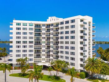 2800 N Flagler Drive