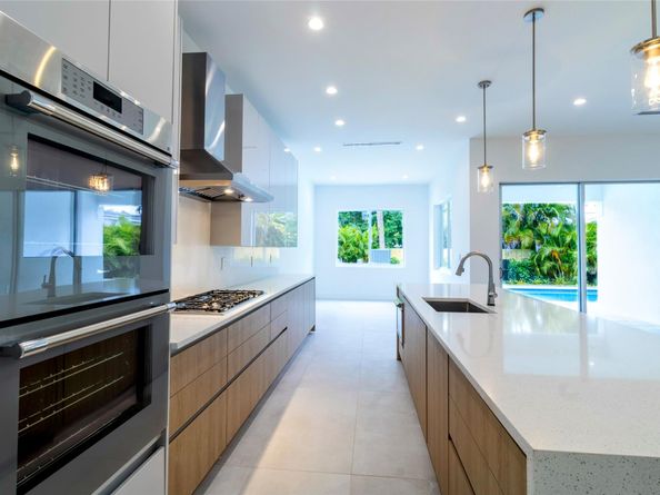 1119 SW 18th St, Fort Lauderdale FL 33315