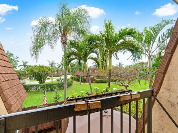 825 Center Street 13b, Jupiter FL 33458