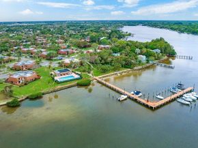 825 Center Street 13b, Jupiter FL 33458