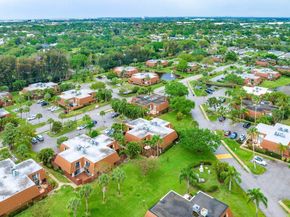 825 Center Street 13b, Jupiter FL 33458
