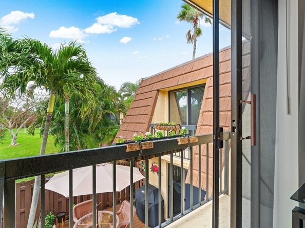 825 Center Street 13b, Jupiter FL 33458