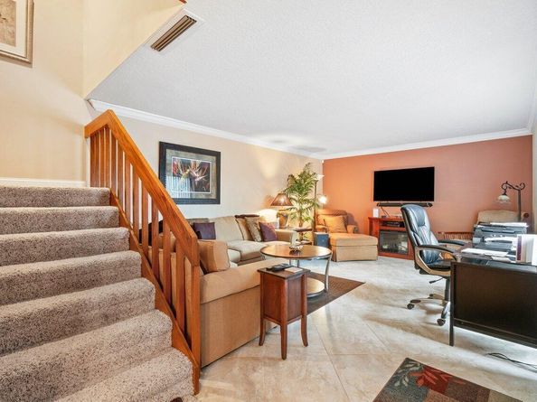 825 Center Street 13b, Jupiter FL 33458