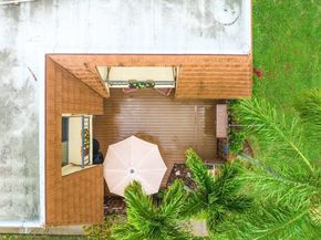 825 Center Street 13b, Jupiter FL 33458