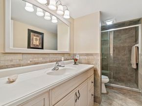 825 Center Street 13b, Jupiter FL 33458