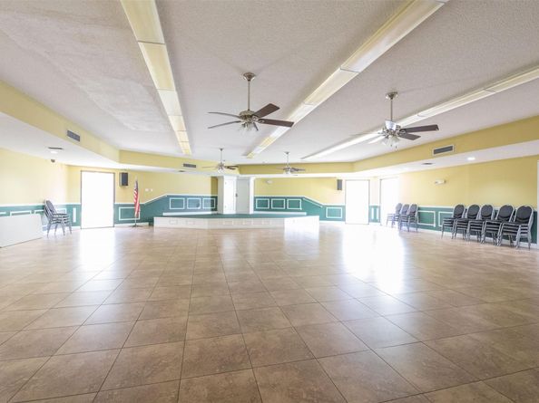 113 Royal Park 1H, Oakland Park FL 33309