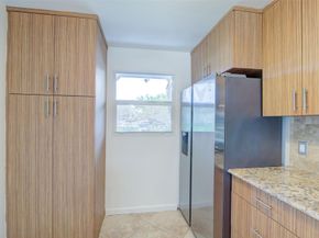 113 Royal Park 1H, Oakland Park FL 33309