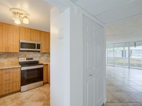 113 Royal Park 1H, Oakland Park FL 33309