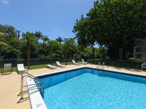 113 Royal Park 1H, Oakland Park FL 33309