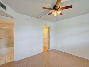 113 Royal Park 1H, Oakland Park FL 33309