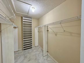 5725 Fernley Drive E 71, West Palm Beach FL 33415
