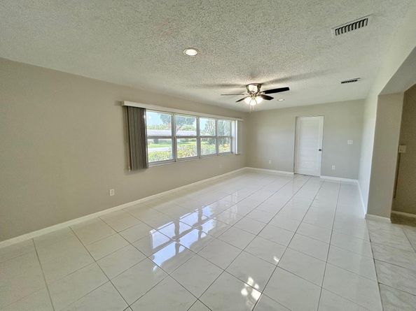 5725 Fernley Drive E 71, West Palm Beach FL 33415