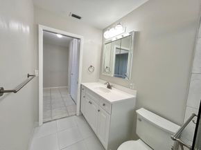5725 Fernley Drive E 71, West Palm Beach FL 33415