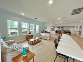 5725 Fernley Drive E 71, West Palm Beach FL 33415