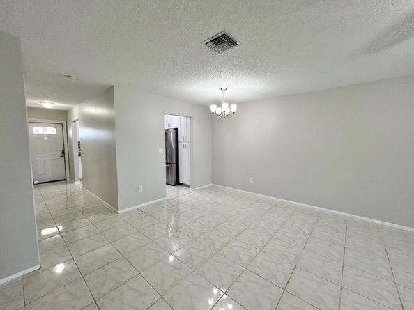 5725 Fernley Drive E 71, West Palm Beach FL 33415