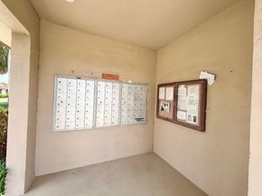 5725 Fernley Drive E 71, West Palm Beach FL 33415