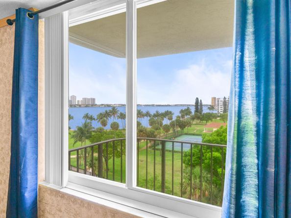 801 Lake Shore Drive 619, Lake Park FL 33403