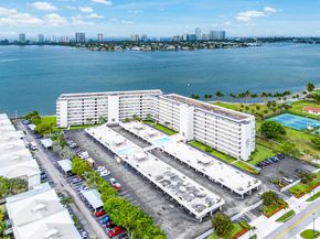 801 Lake Shore Drive 619, Lake Park FL 33403