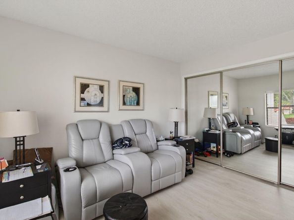 5947 Parkwalk Drive, Boynton Beach FL 33472